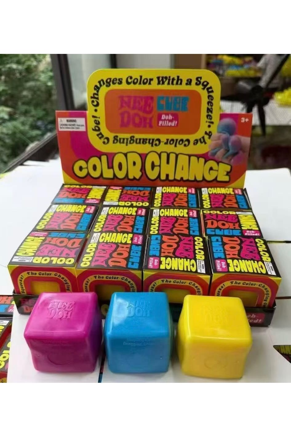 Color Changing Cube